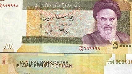 Обвалилась национальная валюта Ирана