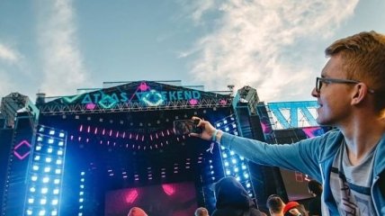 "А Басков и Михайлов будут?": сеть возмущена, что новым хедлайнером Atlas Weekend 2021 стал Меладзе