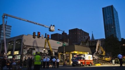 Водитель экскаватора, обрушивший дом в Филадельфии, сдался полиции