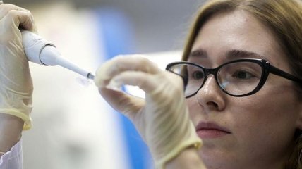Коронавирус в Украине: частные лаборатории теперь могут делать тесты на COVID-19