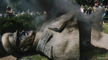 Итоги дня 2 июня: Снос памятника Жукову в Харькове и трагедия на Kozak Fest
