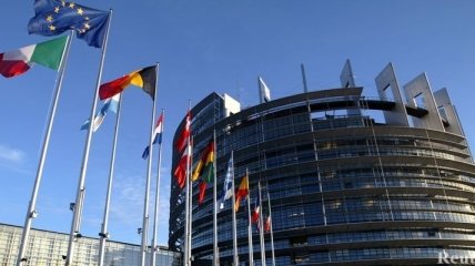 ЕП посоветовал Брюсселю упростить визовый режим с Украиной   