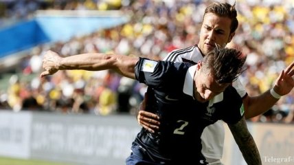 Защитник сборной Франции Дебюши пропустит Евро-2016