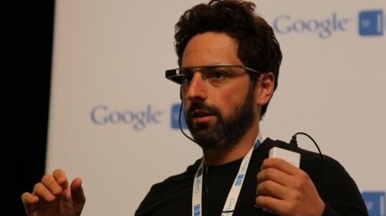 Компания Google представила "очки будущего"