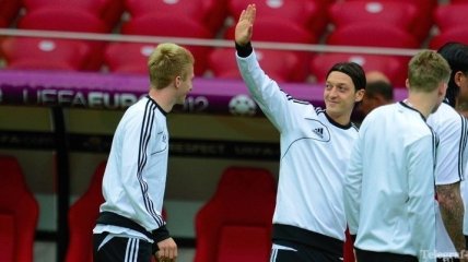 Месут Озил стал лучшим футболистом сборной Германии 2012 года