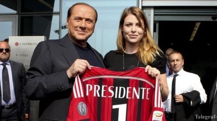 Официально. Берлускони продает "Милан"