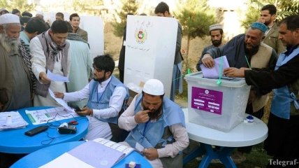 В Афганистане проходят парламентские выборы - в Кабуле прогремела серия взрывов