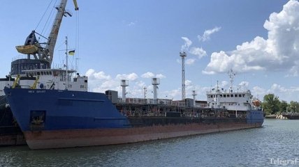 Матиос: На российский танкер "Nika Spirit" наложен арест 