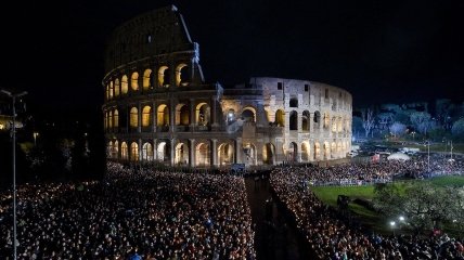 Верующие в Риме