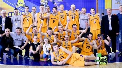 Победитель Высшей лиги в Украине прекращает свое существование