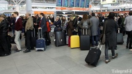 В Париже по подозрению в краже арестовали работников аэропорта 