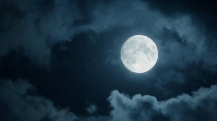 "Голубая луна" 2018: правдивые факты о необычном явлении