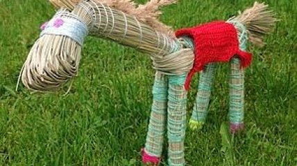 Эко-лошадка из травы: мастер-класс (ФОТО)