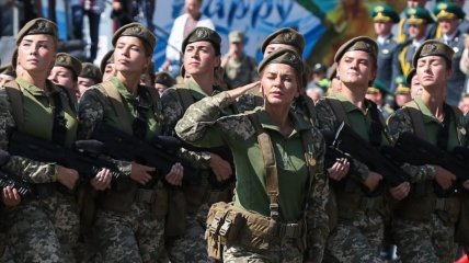 Украинцы выступают против поражения военных в правах