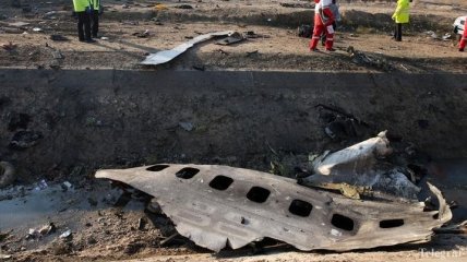 "После попадания первой ракеты пассажиры были еще живы": в Иране раскрыли новые подробности трагедии рейса PS752