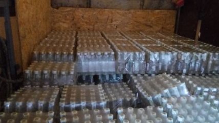 В Артемовске на блокпосту обнаружили 150 ящиков нелегальной водки