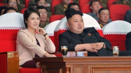 Нелегкая и загадочная жизнь жены лидера КНДР Ким Чен Ына (Фото)