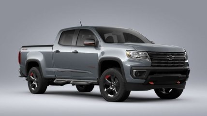 Новая решетка и полный привод: Chevrolet обновила свой пикап Colorado