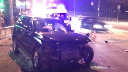 Водитель Uber в Киеве разбил 5 авто, есть пострадавшие (Видео)