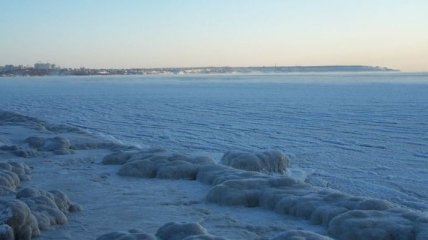 Природное явление: в Одессе замерзает море (Фото, Видео) 