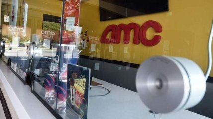 Найбільшу мережу кінотеатрів у світі чекає банкрутство