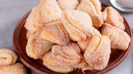 Сырное печенье с орехами