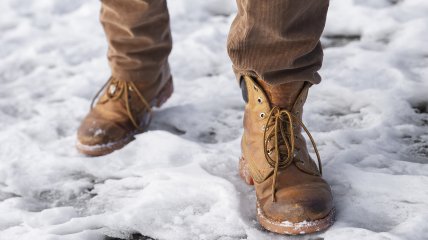 Зимой ноги могут промокать из-за снега или дождя