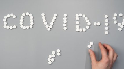 «Антибиотик не действует на ковид»: инфекционист дала совет больным COVID-19