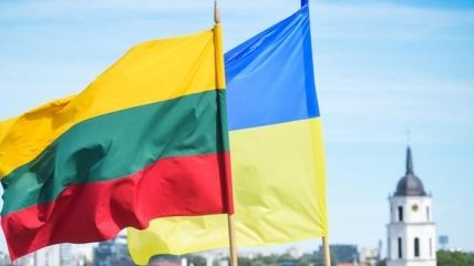 Президент Литвы поздравила с Днем Независимости на украинском языке