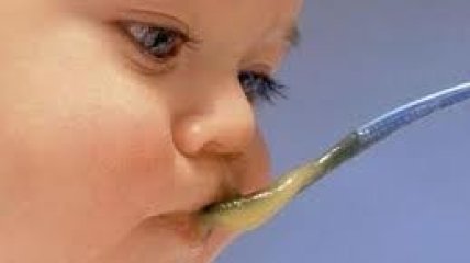 Ожирение в годик: виноваты родители