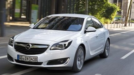 Opel Insignia обзавелся новым двигателем
