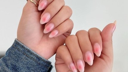 Румяные ногти в тренде в 2023 году