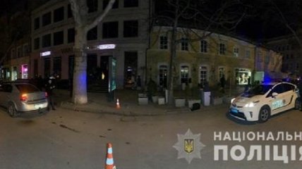 В центре Одессы устроили стрельбу у ресторана, есть пострадавшие (фото, видео)