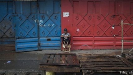 В Сьерра-Леоне продолжается трехдневный комендантский час