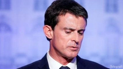 Во Франции неизвестный дал пощечину кандидату в президенты (Видео)