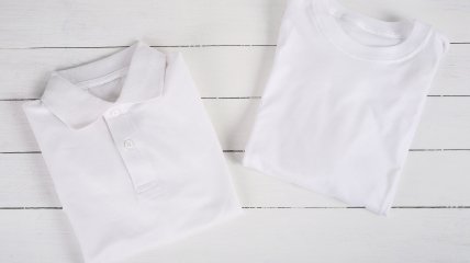 Воротник футболки станет опять опрятным