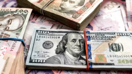 Доллар стремительно падает: за сколько можно купить валюту в Украине 4 июня