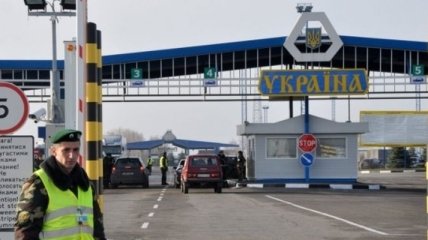 На западной границе Украины в очередях стоят 170 автомобилей