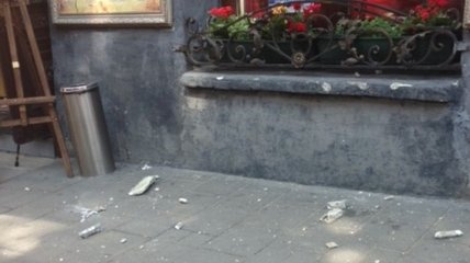 Во Львове на площади Рынок балкон обваливался на прохожих