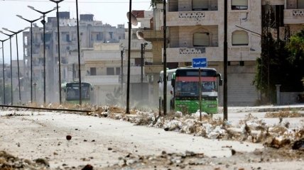 В Сирии продолжается эвакуация мирных жителей из Хомса