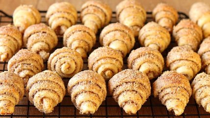 Мягкие и ароматные рогалики