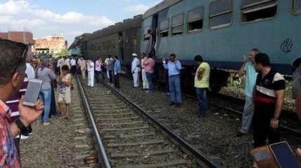 МИД: Украинцев среди жертв столкновения поездов в Египте нет