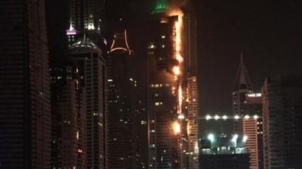Пожар в дубайском небоскребе потушен