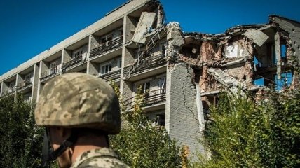 Противник бил из минометов и гранатометов: 17 обстрелов на Донбассе