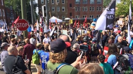 Протесты националистов в американском Шарлотсвилле: все подробности