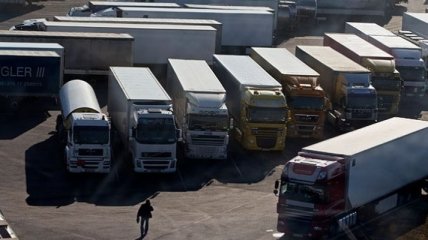 РФ продлила запрет на перевозки товаров из Украины 