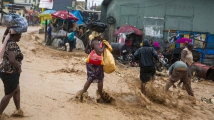 Карибская стихия: Шторм "Лаура" унес жизни более 10 человек