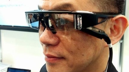 Представлены умные очки, улучшающие зрение