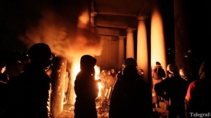 "Правый сектор" с коктейлями Молотова отметит годовщину "Огнекреща"