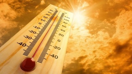 Рекордна спека та посилення штормів: кліматологи розповіли, чого чекати від 2024 року